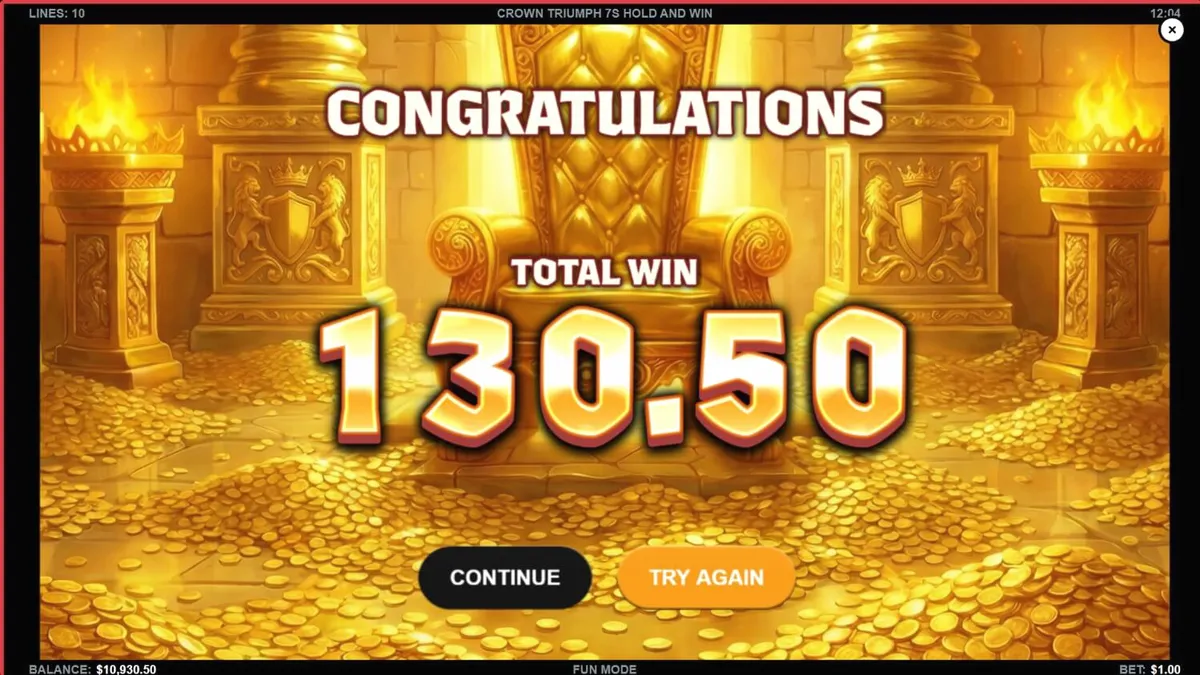 Interface luxuosa do slot Crown Triumph 7s Hold and Win com símbolos de frutas e coroas